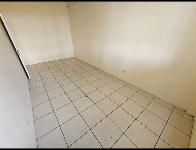 554M² WAREHOUSE TO LET IN BENONI SOUTH